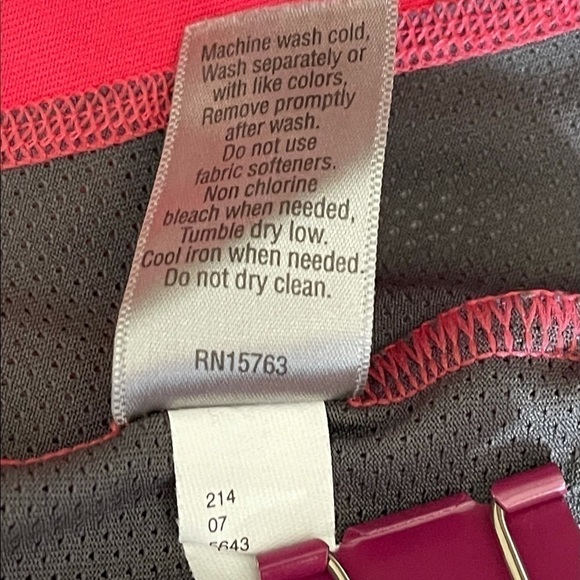 C9 Champion sz med athlesiure top red/gray - Picture 8 of 9